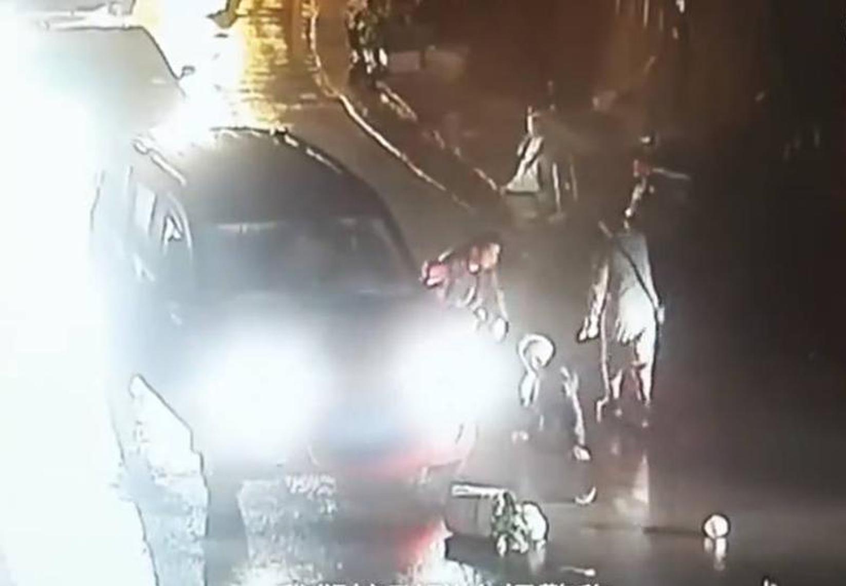 风暴奇侠信号站交换点在哪里